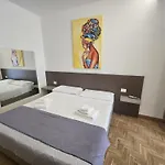Bei Sogni Luxury In Centro Cosenza, Con Parcheggio In Convenzione Pensionat