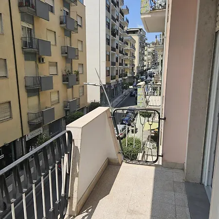 B&B Bei Sogni Luxury In Centro Cosenza, Con Parcheggio In Convenzione 3*