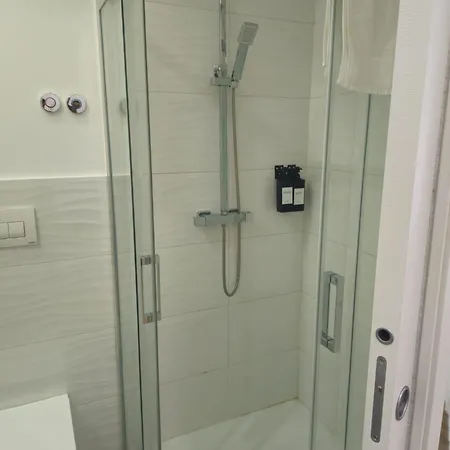 게스트하우스 Bei Sogni Luxury In Centro Cosenza, Con Parcheggio In Convenzione 코센차