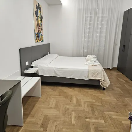 게스트하우스 Bei Sogni Luxury In Centro Cosenza, Con Parcheggio In Convenzione 코센차